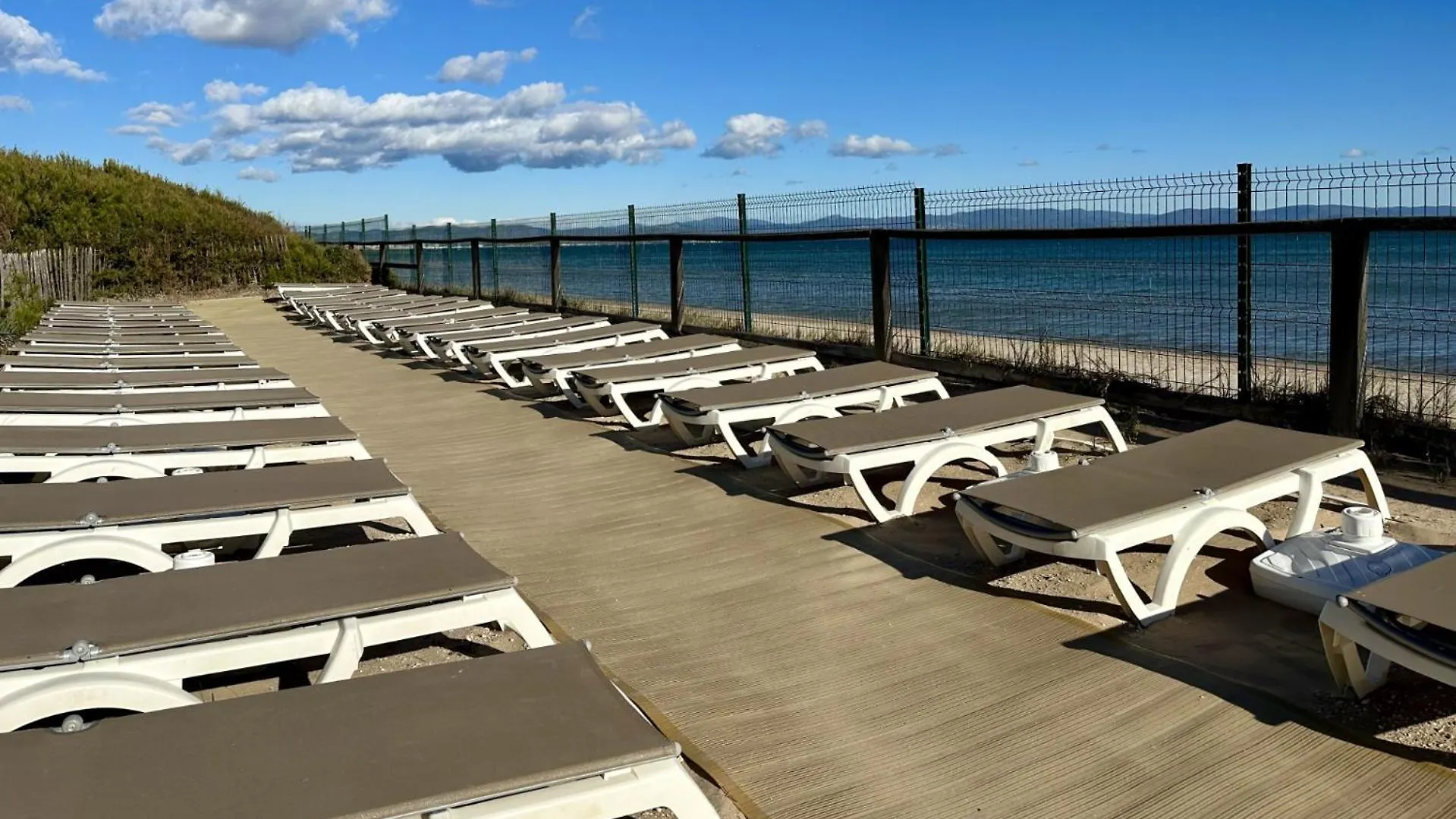 Bergerie Plage Renove Clim Balneo Plage Piscine Jardin Mediterraneen Hyères